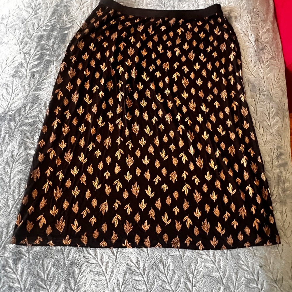 J. Jill Black Skirt with Gold and Brown Leaf Design